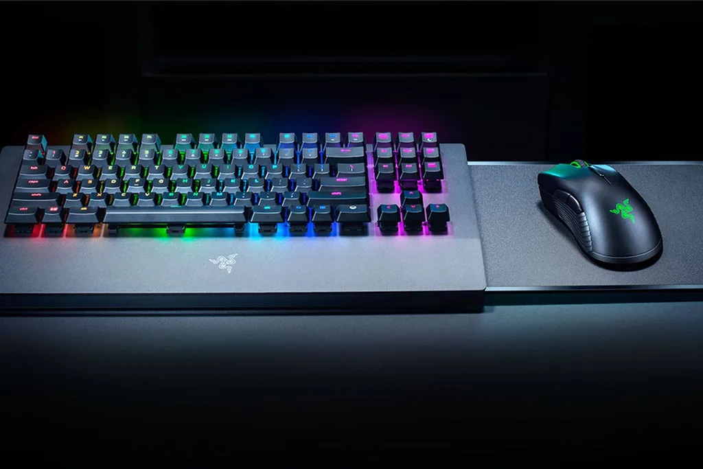 Razer Xbox One için hazırladığı klavye ve fareyi CES 2019’ta sergileyecek