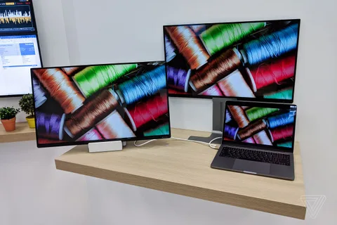 LG Neo Art tek bir USB-C kablosuyla tüm bağlantılarını sağlıyor