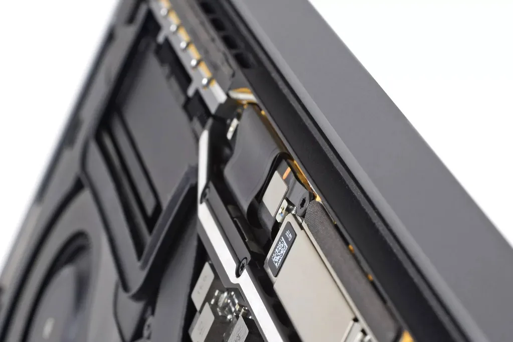 MacBook Pro’lara dair yeni bir donanım tartışması daha mı geliyor?
