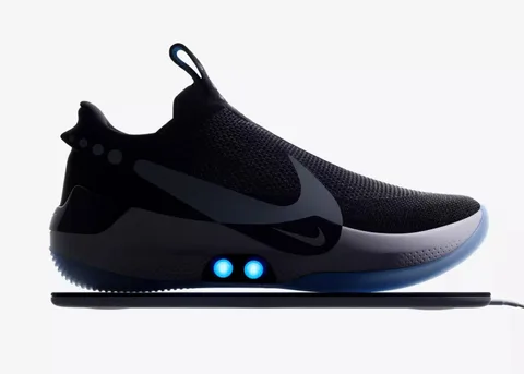 Nike Adapt BB kendinden bağcıklı, mobil uygulamayla kontrol ediliyor