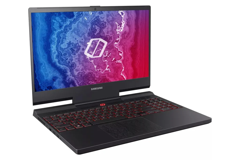 Samsung Notebook Odyssey ile oyun PC’lerine asılıyor