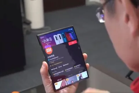 Xiaomi’nin katlanabilir telefonu şimdiye kadar gördüklerimizin en iyisi – Video