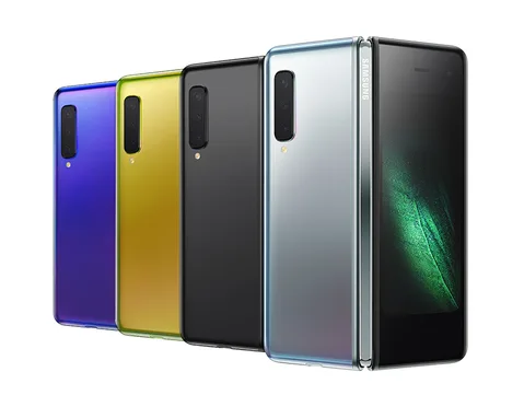 Galaxy Fold: Samsung’un ilk katlanabilir telefonu ile tanışın