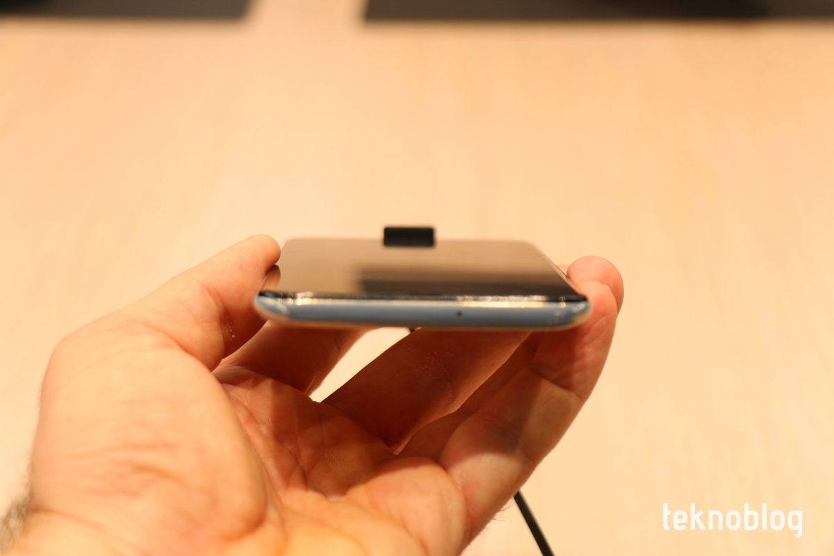 Samsung Galaxy A30 ve Galaxy A50 Ön İnceleme – Video