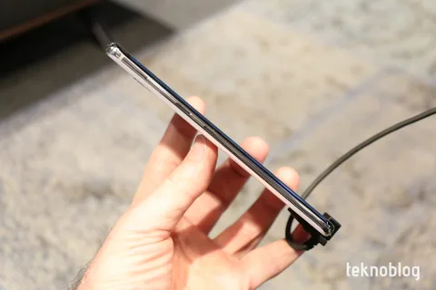 Galaxy S10’da Bixby tuşu başka uygulamaları açmak için kullanılabiliyor