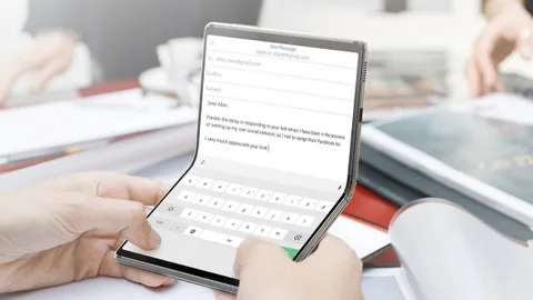 TCL DragonHinge teknolojisiyle katlanabilir cihazları yaygınlaştırmayı hedefliyor