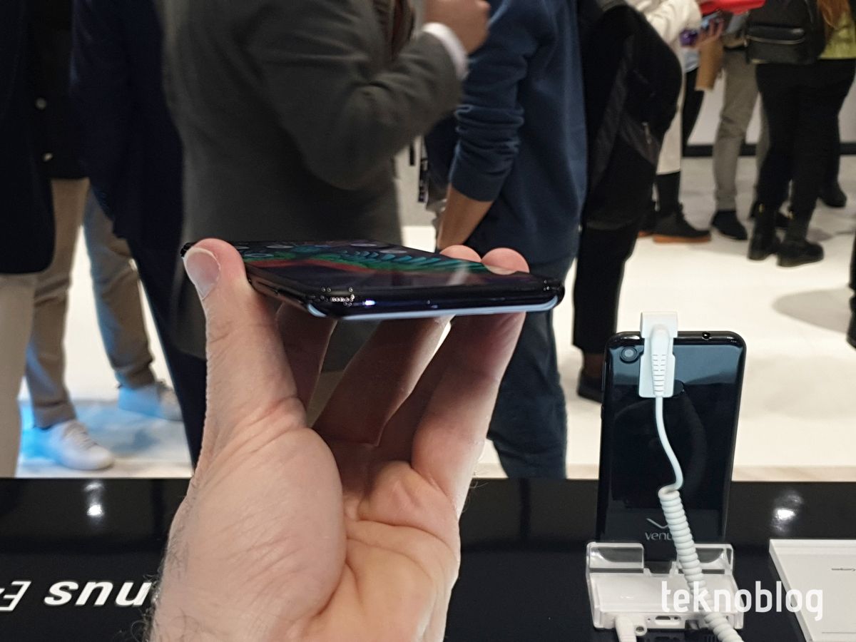 Vestel Venus V7 Ön İnceleme – Video