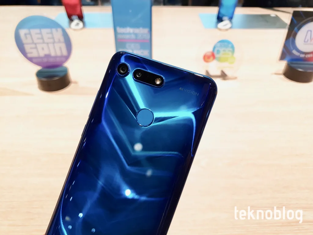 Honor 5G dönemine View 30 ile birlikte girecek