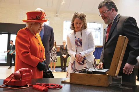 İngiltere Kraliçesi II. Elizabeth ilk Instagram paylaşımını yaptı