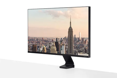 Samsung Space Monitor ile daha fazla alan ve keskin görüntü vadediyor