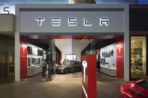 Tesla 2020’i üretim hedefini gerçekleştirerek tamamladı