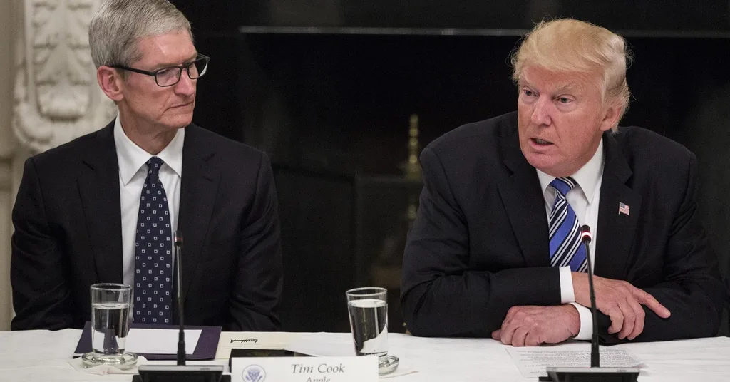 Donald Trump, Apple’ın iPhone’u ABD’de üretebileceğine inanıyor