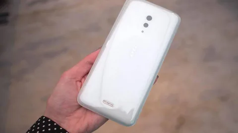 Deliksiz ve tuşsuz telefon Vivo Apex 2019 kanlı canlı görüldü