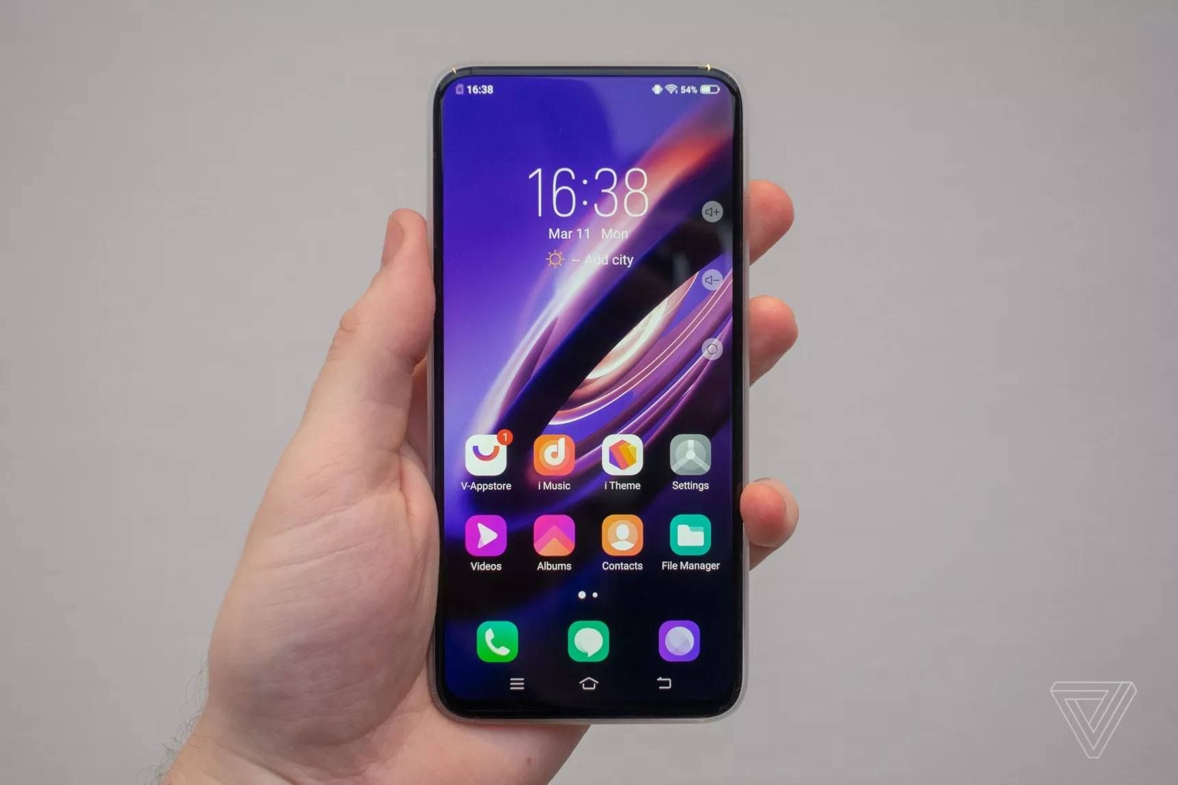 Deliksiz ve tuşsuz telefon Vivo Apex 2019 kanlı canlı görüldü