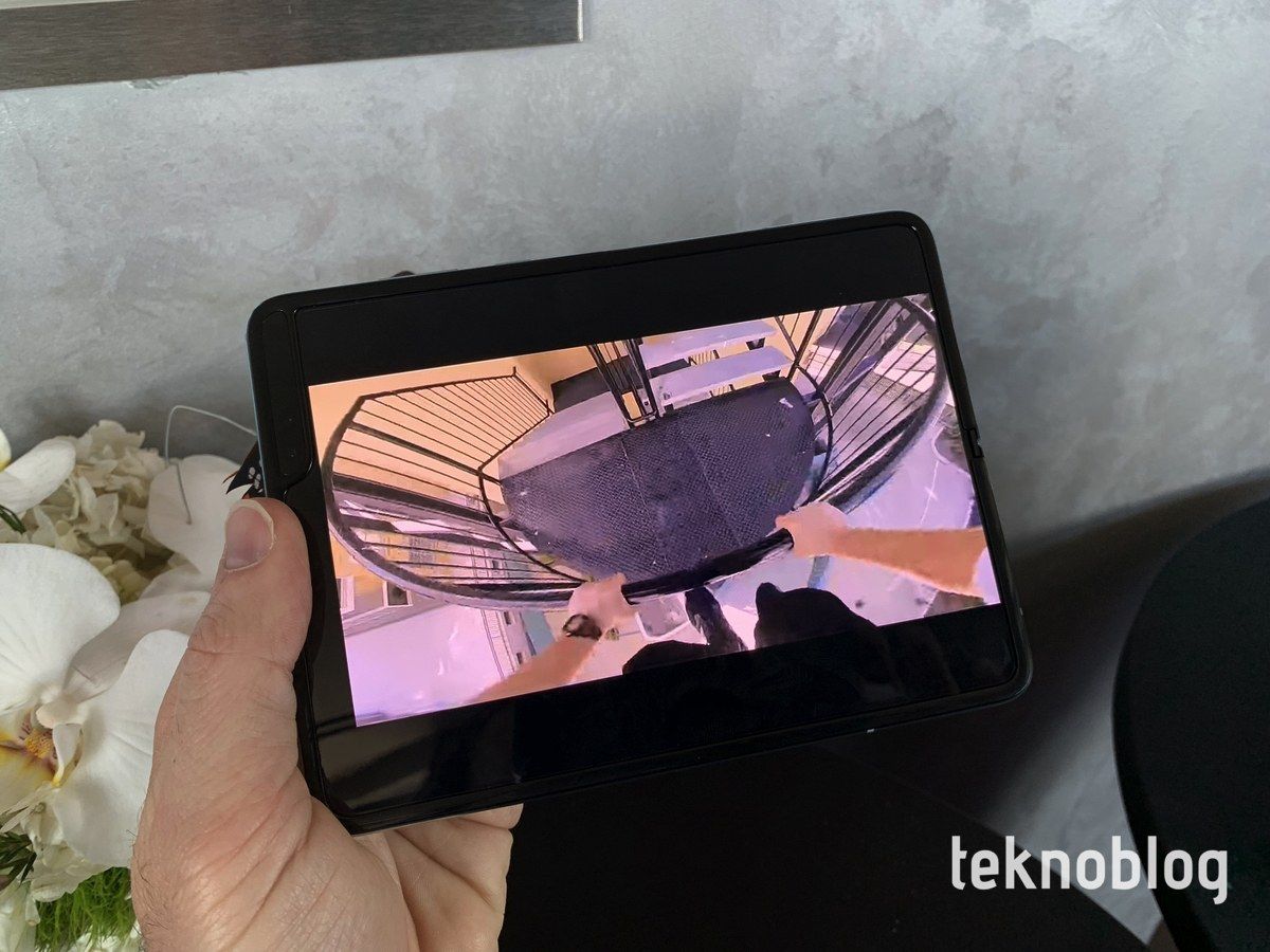 Samsung Galaxy Fold Ön İnceleme – Video
