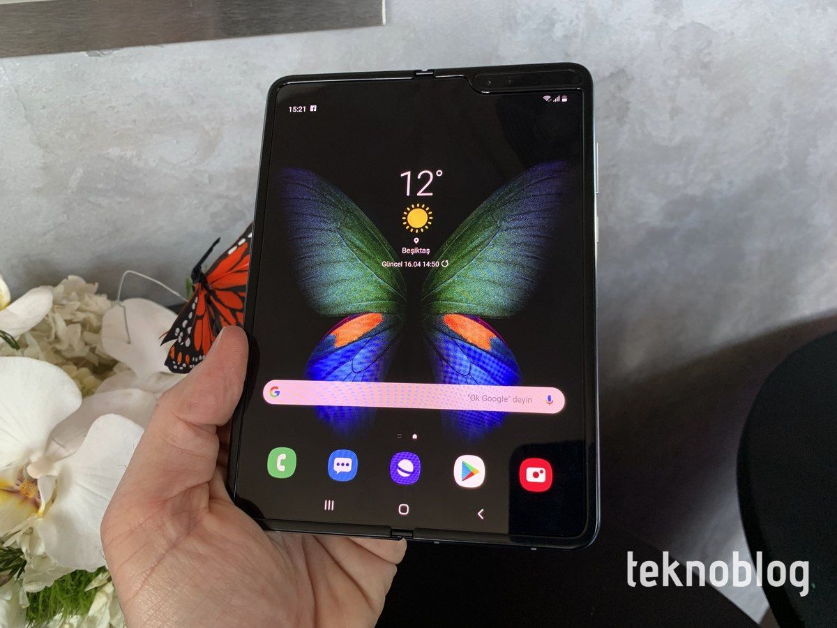samsung galaxy fold katlanabilir telefon
