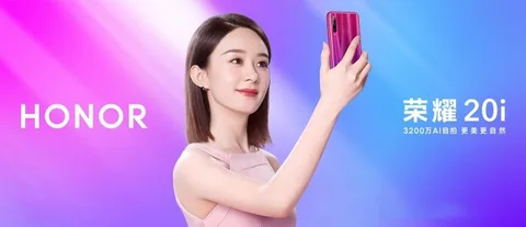 Honor 20i önünde 32 megapiksel selfie kamerasıyla geldi