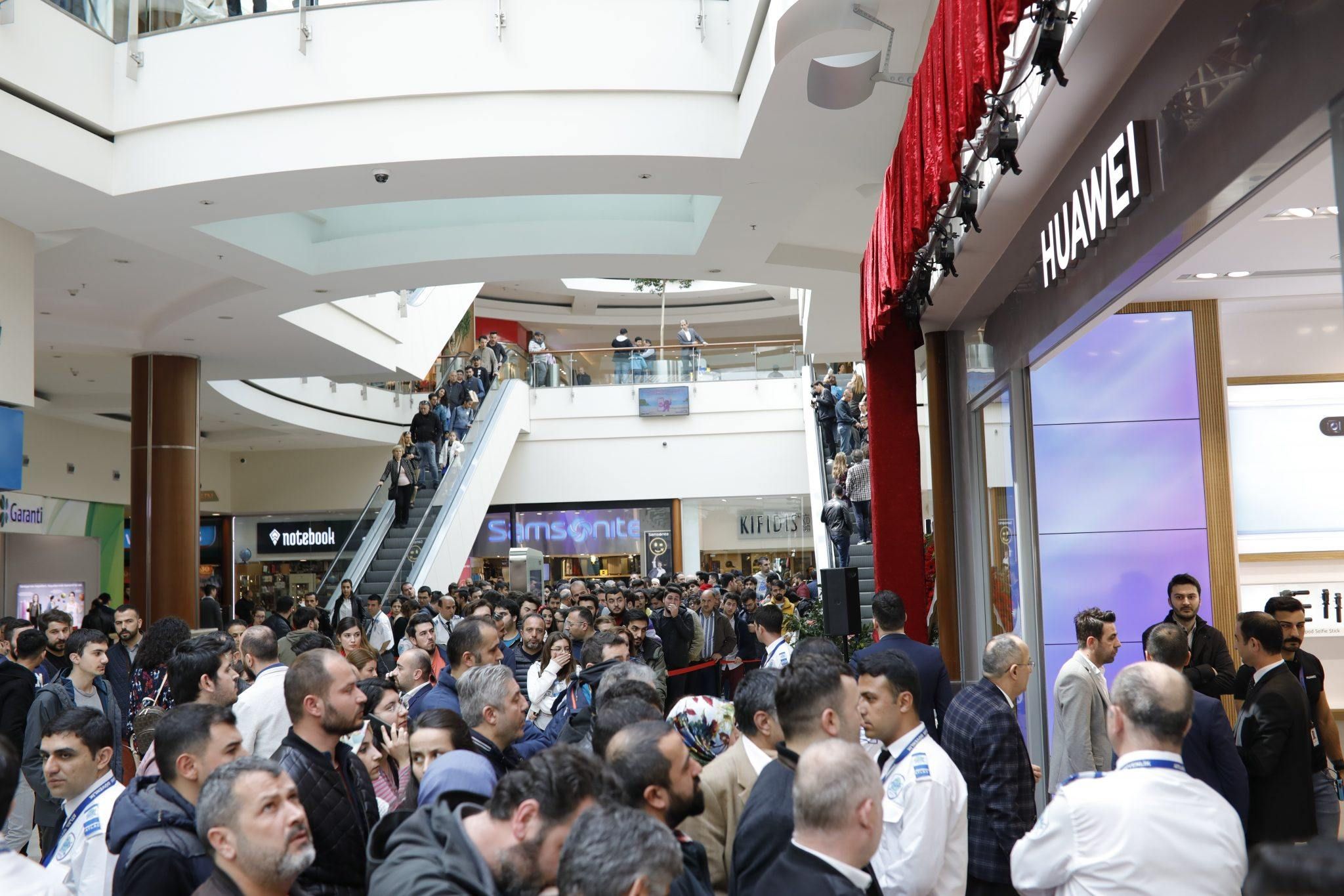 huawei deneyim mağazası istinyepark