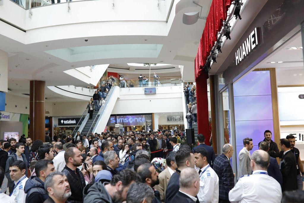 huawei deneyim mağazası istinyepark