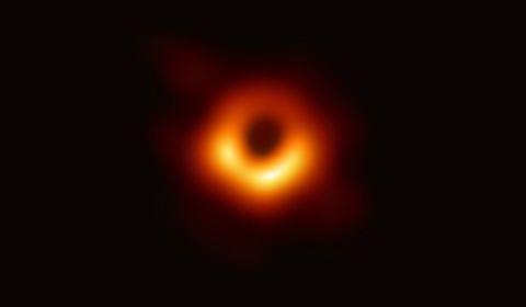 kara delik event horizon