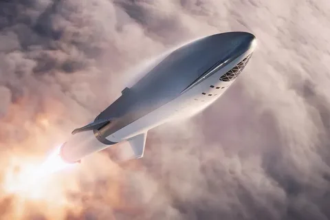 SpaceX Starship uzay aracının motorunu ilk kez ateşledi