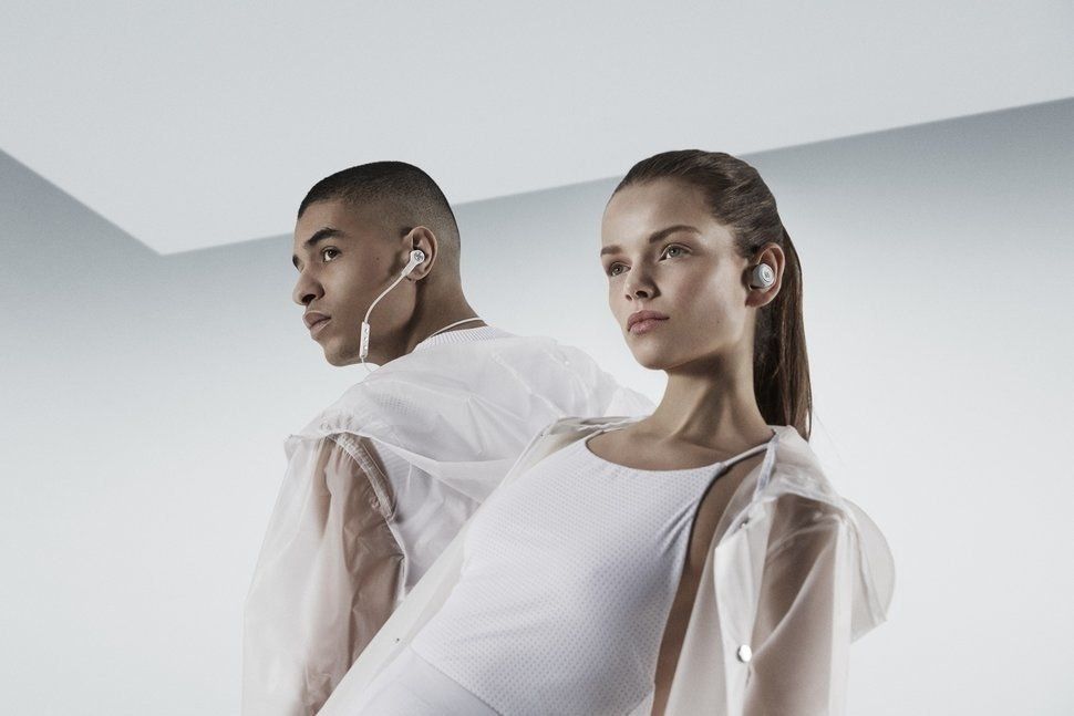 bang & olufsen beoplay e6 motion ve e8 motion