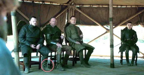 Game of Thrones finalinin konuk oyuncusu pet su şişesi oldu