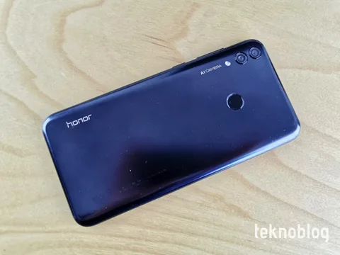 Huawei ve Honor hakkında çarpıcı iddia