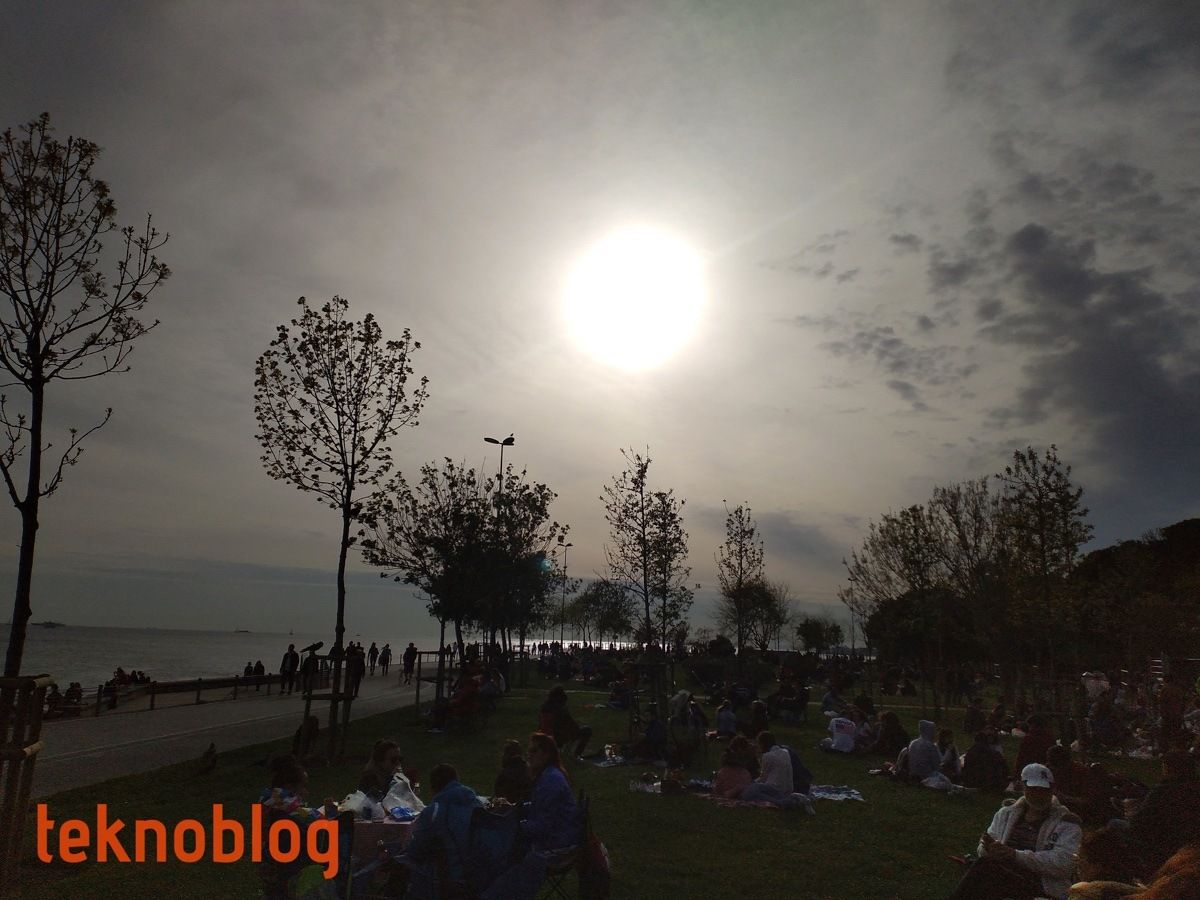 Honor 8C İncelemesi