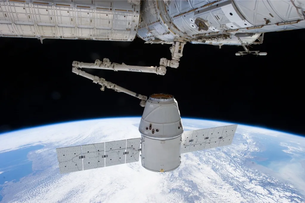 SpaceX kapsül kaybına rağmen uzay nakliyeciliğinde hız kesmiyor