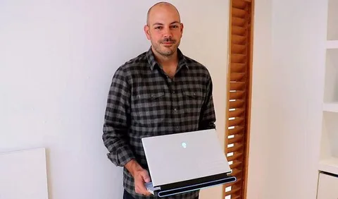 Alienware’in kurucusu Dell’e veda ediyor