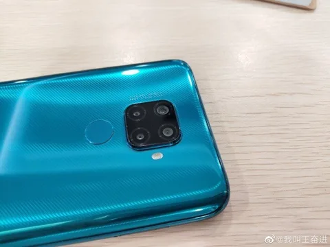 Huawei Mate 30 Lite sızıntılarının arkası kesilmiyor