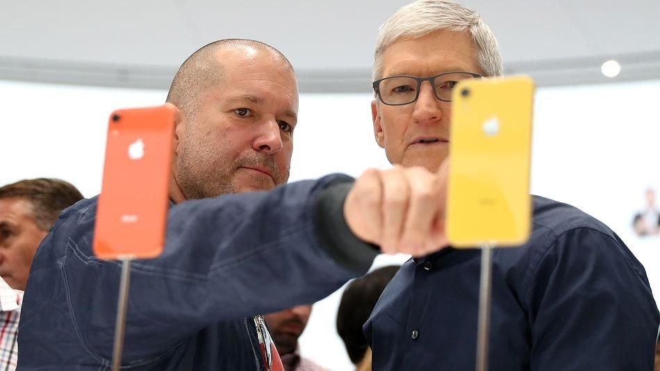jony ive tim cook apple