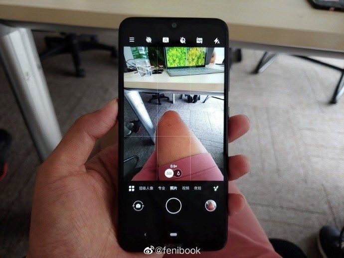 48 MP kameralı ve damla çentikli yeni Nokia telefonu yolda