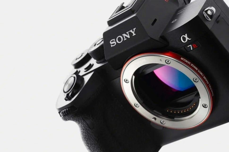 sony alpha a7r iv