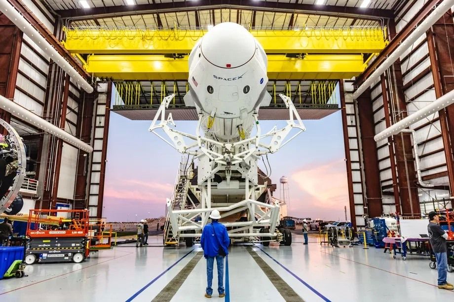 spacex crew dragon