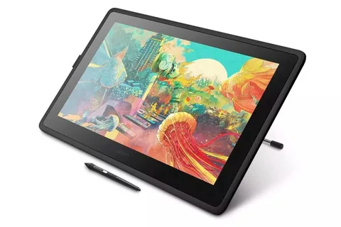 Wacom Cintiq 22 ile giriş seviyesine büyük ekran seçeneği geliyor