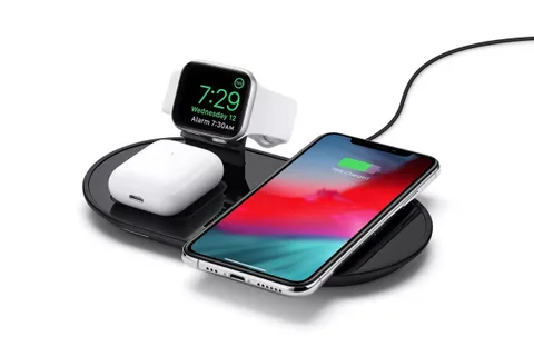 Bu aksesuar iPhone, Apple Watch ve AirPods’u aynı anda şarj ediyor