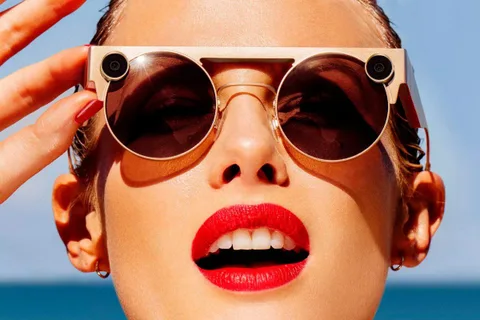 Snapchat’in yeni Spectacles gözlükleri daha pahalı ve gelişmiş