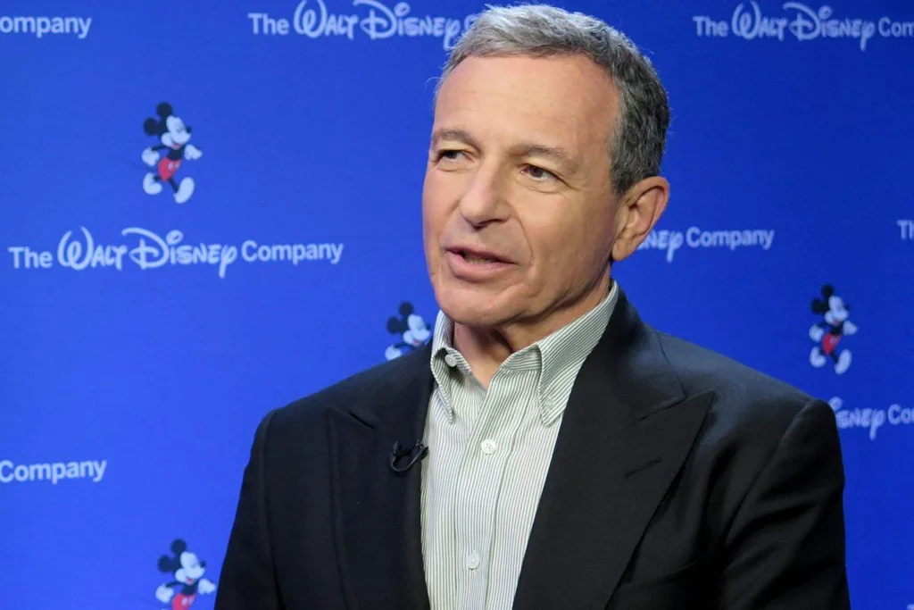 Disney CEO’su Apple’ın yönetim kurulundan ayrıldı