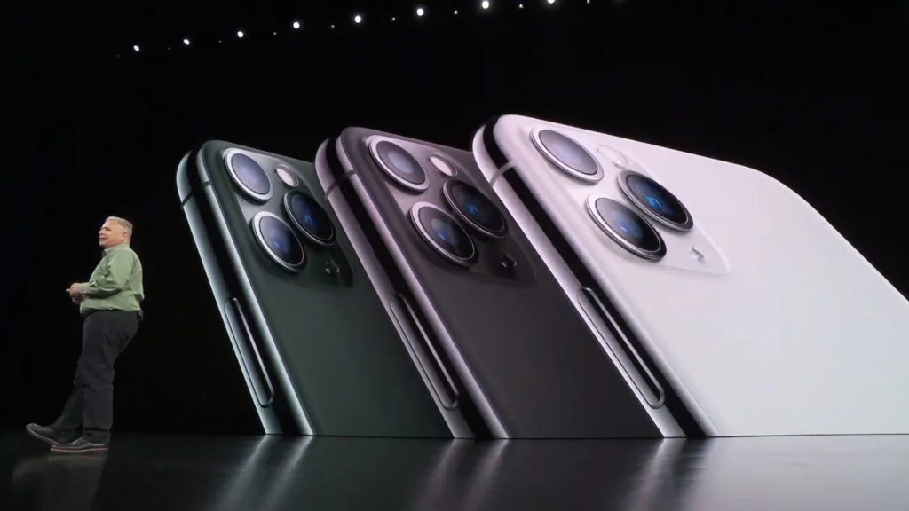 iPhone 11 ve iPhone 11 Pro’da ters kablosuz şarj donanımı varmış
