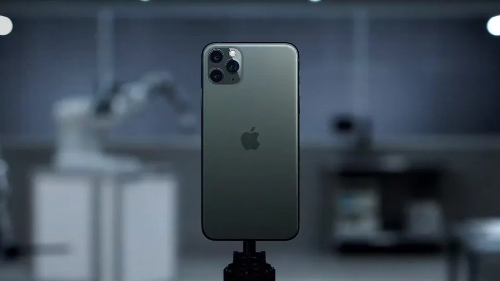 iPhone 11 Pro ve 11 Pro Max’in kutusundan çıkanlar sevindirecek
