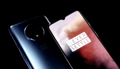 OnePlus 7T tanıtıldı: 90Hz ekran, üç arka kamera, Snapdragon 855 Plus