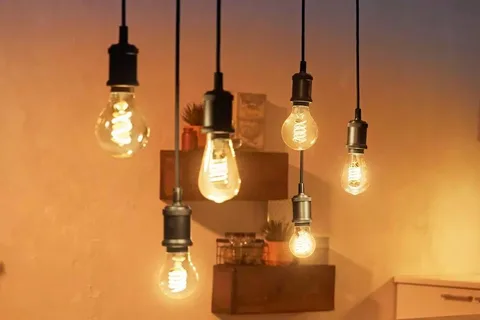 Philips Hue ailesi yeni ampul ve aksesuarlarla genişliyor