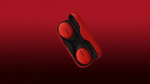 Sony Hear.In 3 ile kulaklıklara renk getiriyor