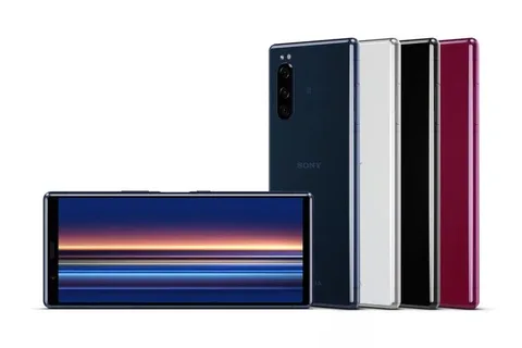 Xperia 5 ile Sony kompakt akıllı telefonlara geri dönüyor