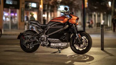 Harley-Davidson Livewire elektrikli motosikletin üretimine tekrar başladı