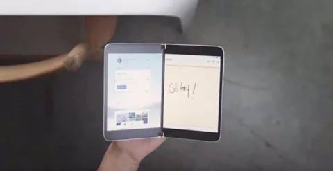 Surface Duo: Microsoft’un Android ile çalışan katlanabilir telefonu