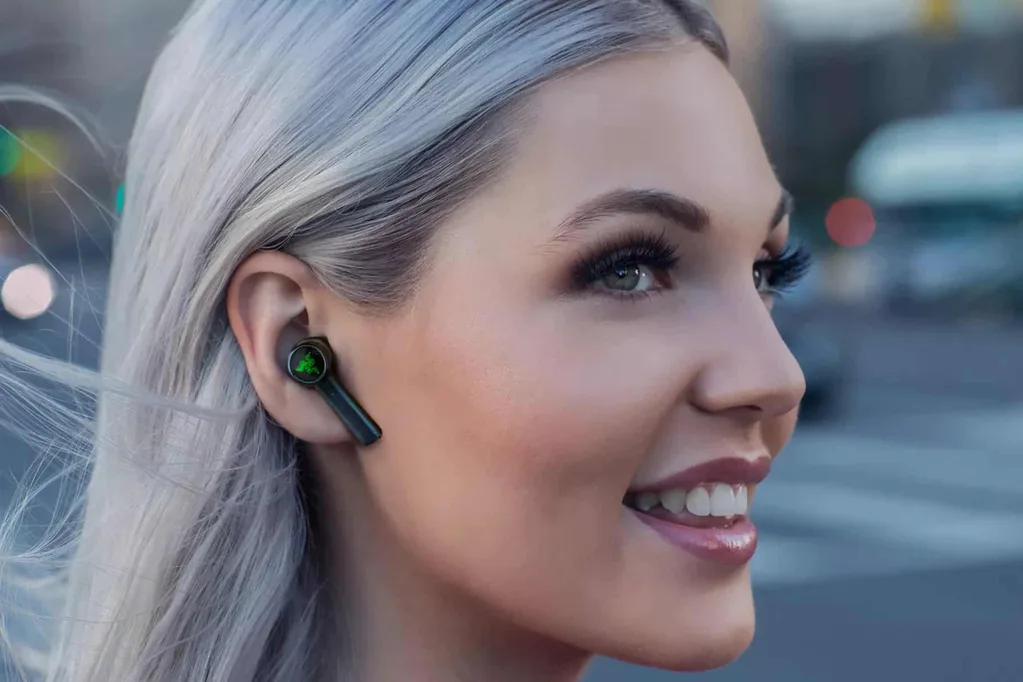 Razer Android telefonlarında oyun oynayanlara özel kablosuz kulaklığını tanıttı