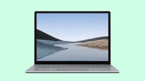 Microsoft Surface Laptop 3 15 inç ekran ve AMD işlemciyle geliyor